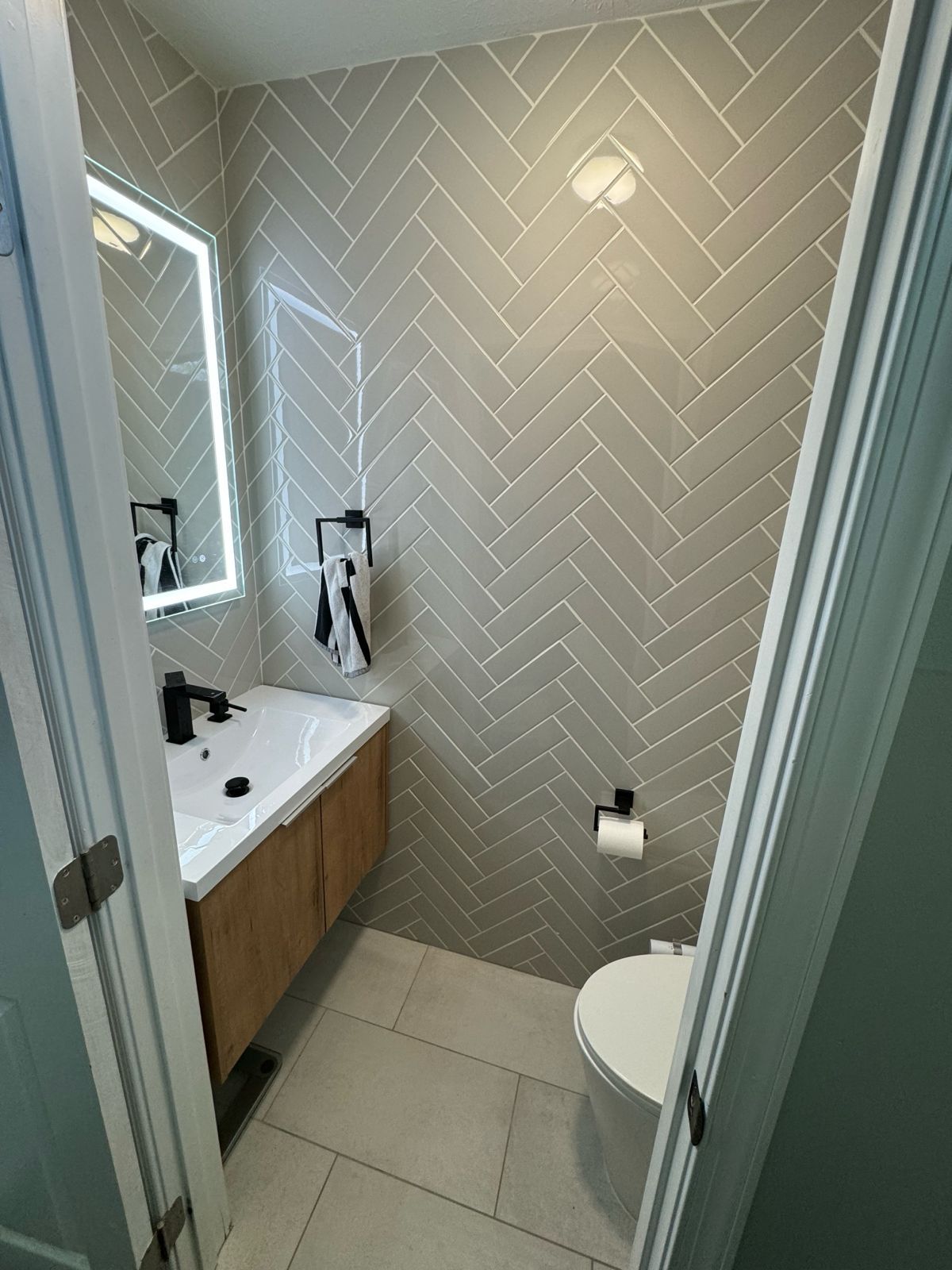 Mosaic Tile Application in Lewis Center